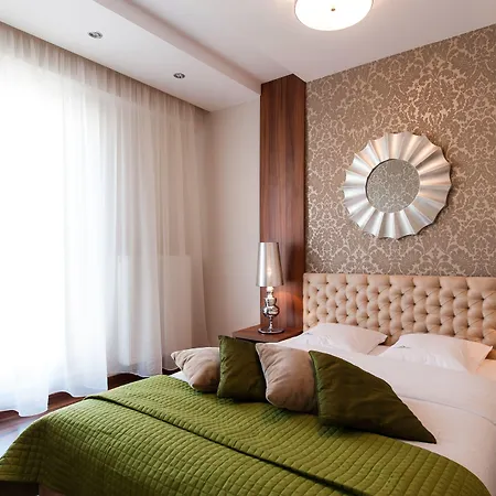 Apartmanhotel Exclusive 4*